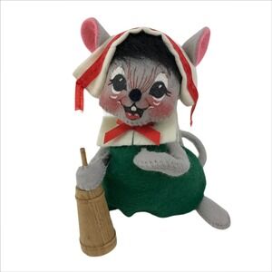 Vintage 2000 Y2K Annalee Colonial Girl Mouse Doll Butter Churn Thanksgiving 5"